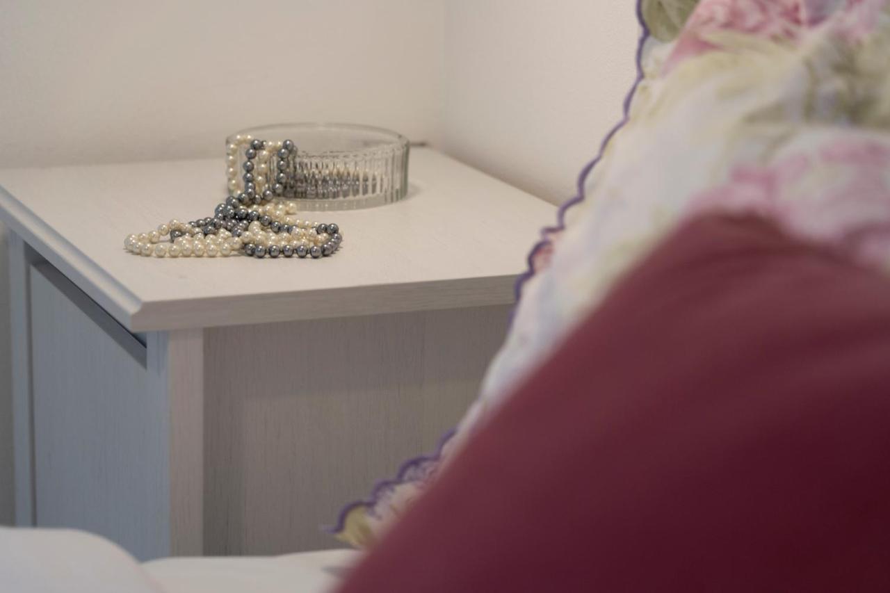 32 Nero - Florence Apartment San Niccolo ภายนอก รูปภาพ