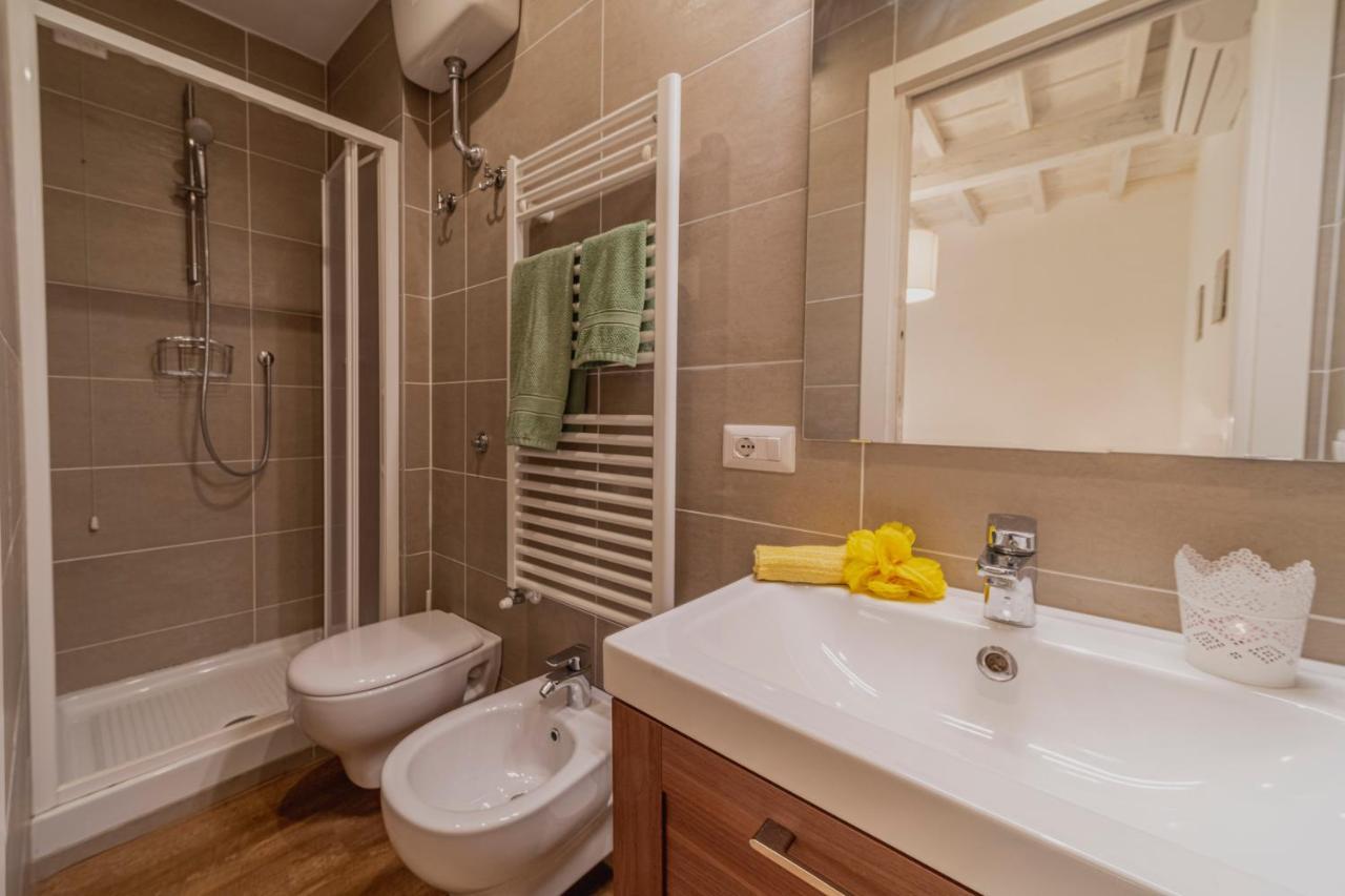 32 Nero - Florence Apartment San Niccolo ภายนอก รูปภาพ